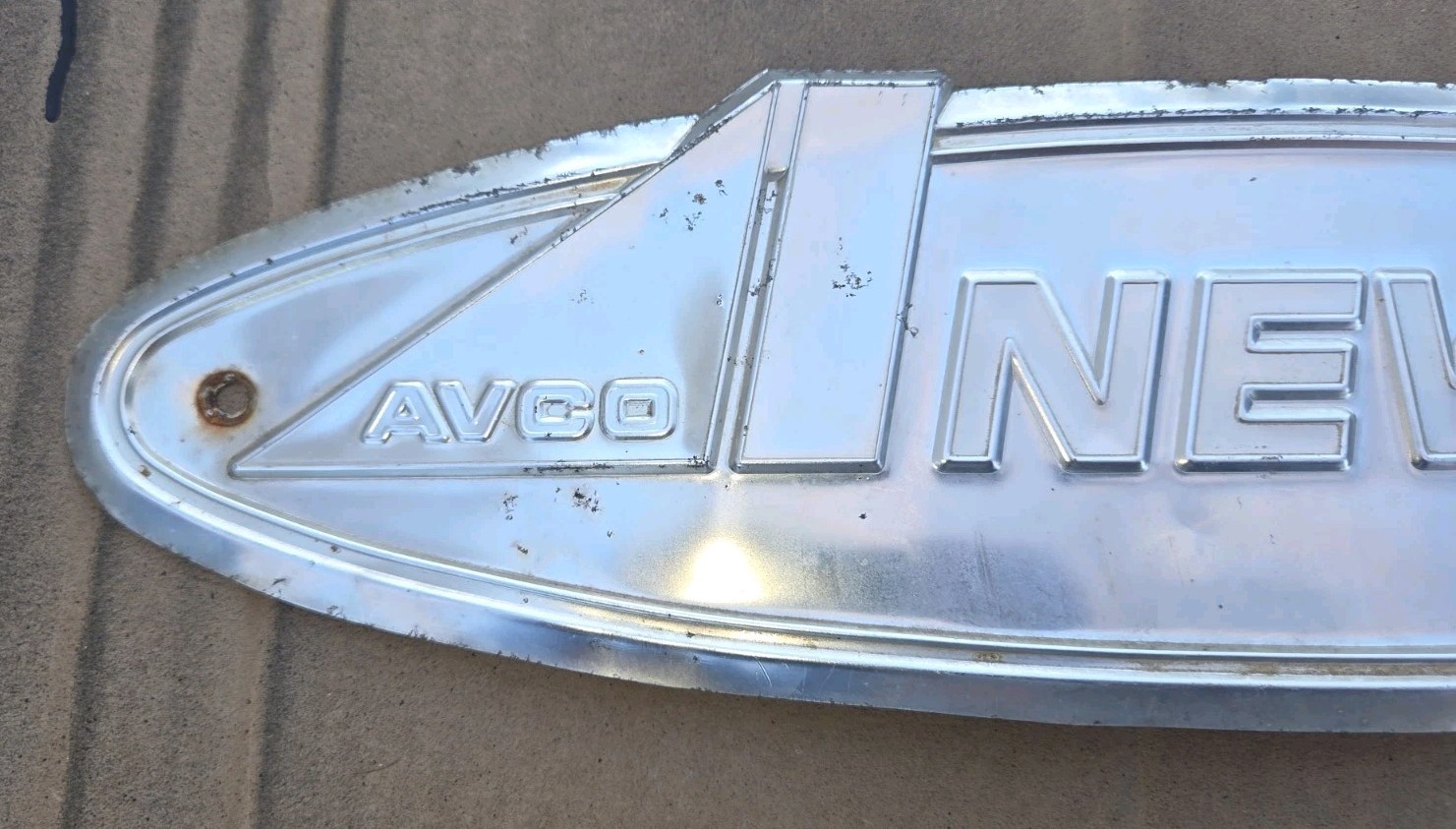 Vintage Avco New Idea Metal Sign Emblem