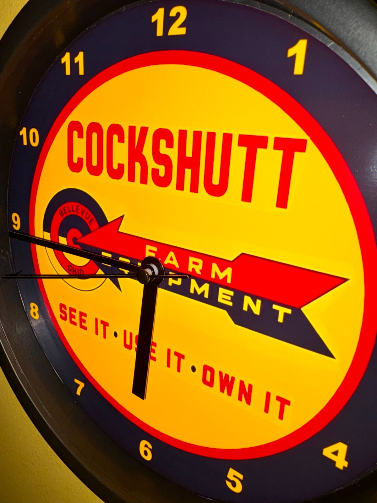Cockshutt Farm Tractor Barn Garage Man Cave Clock Advertising Sign