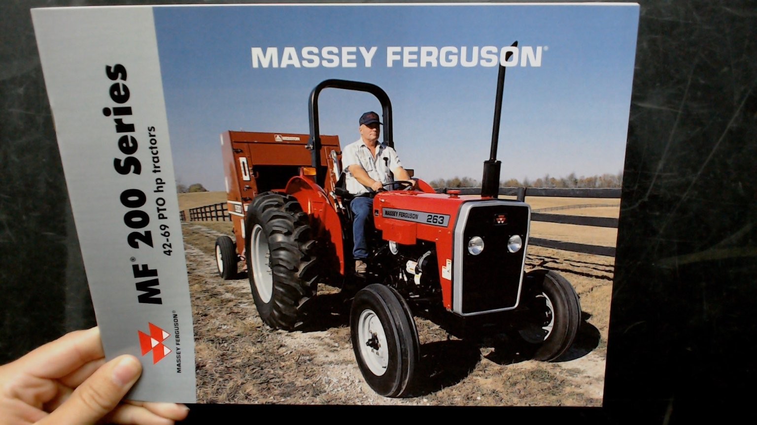 Massey Ferguson MF 200 Series Agricultural Brochure Vintage Tractor 1980s