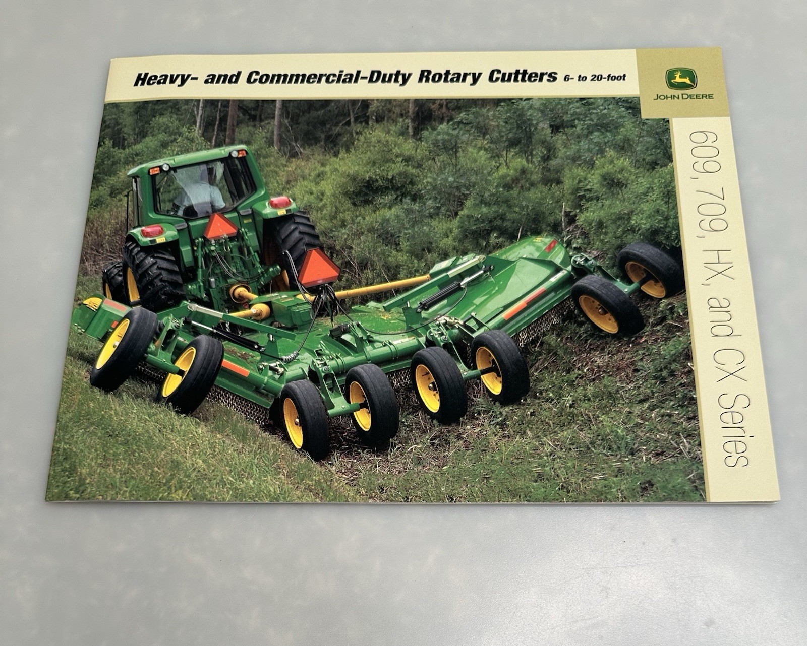 John Deere Heavy Duty Commercial Duty Rotary Cutters 6-20 Ft For 2004 Brochure