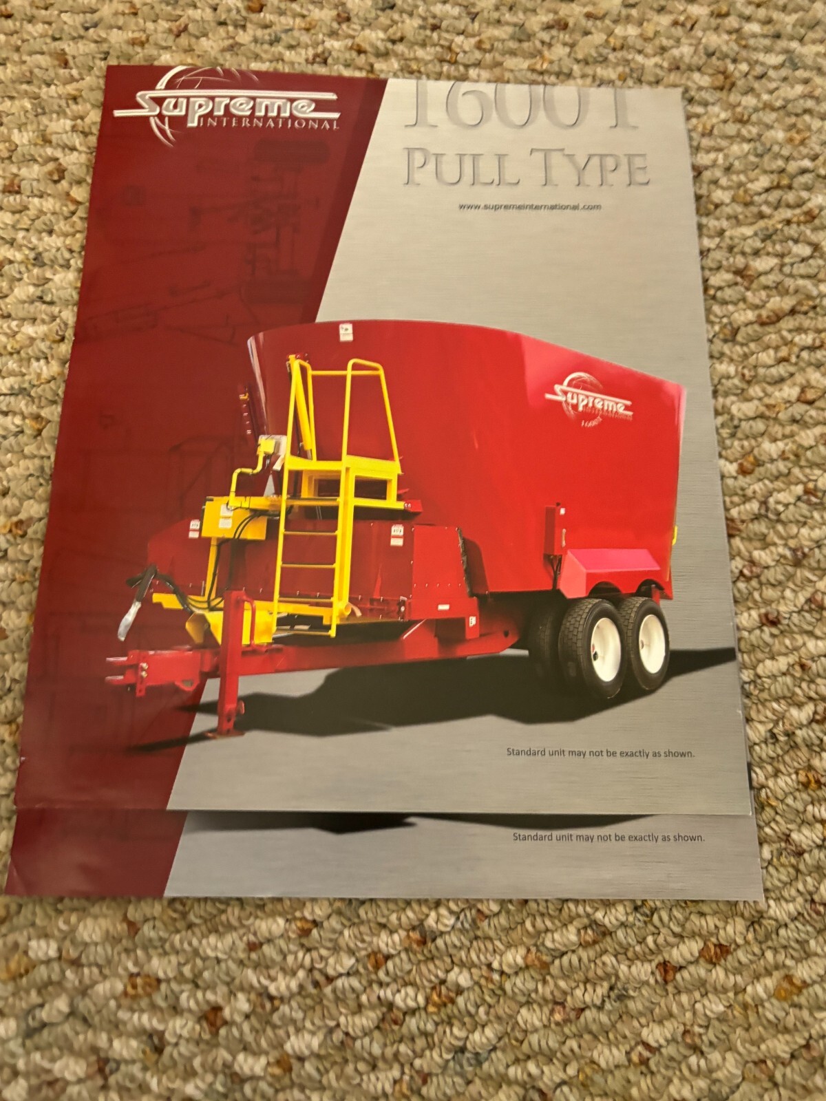 Supreme International 1600T Pull Type Feed Mixer Brochure FCCA24