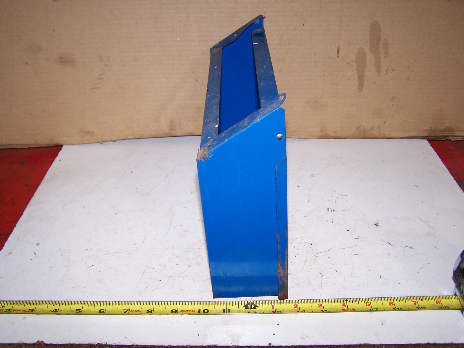 Johnson & Johnson Milk Filter Hanging Steel Box Milkhouse Dispenser Flip Top WOW