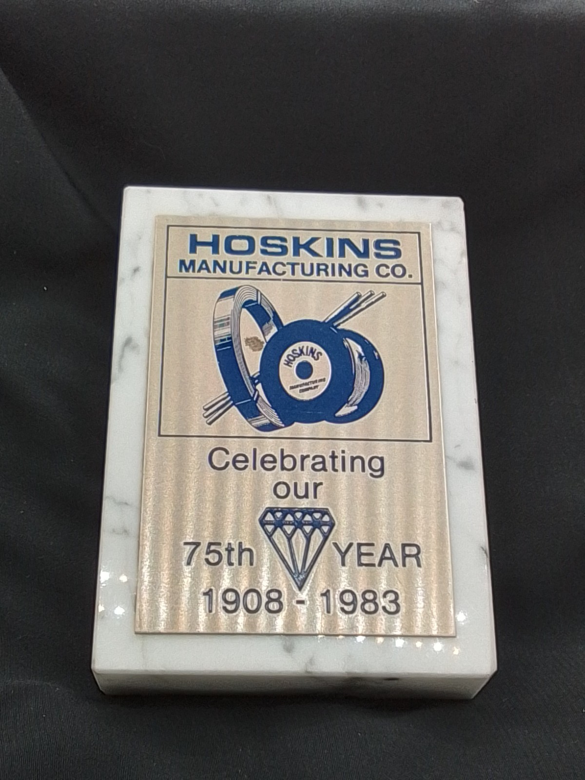 HOPKINS MANUFACTURING CO NEBRASKA CATTLE HORSE FARMING SUPPLY 1983 PAPERWEIGHT