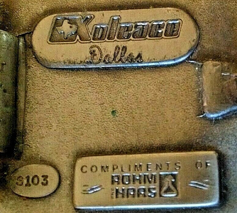 DITHANE M-45 BELT BUCKLE SILVER METAL KOLEACO DALLAS S103 ROHM HAAS FUNGICIDE.