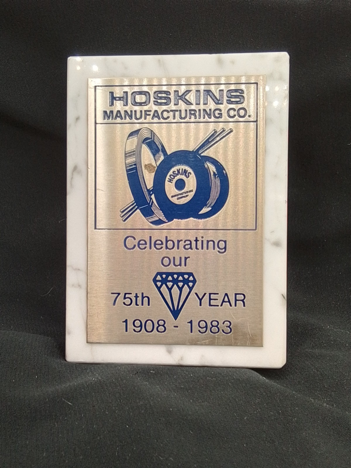 HOPKINS MANUFACTURING CO NEBRASKA CATTLE HORSE FARMING SUPPLY 1983 PAPERWEIGHT