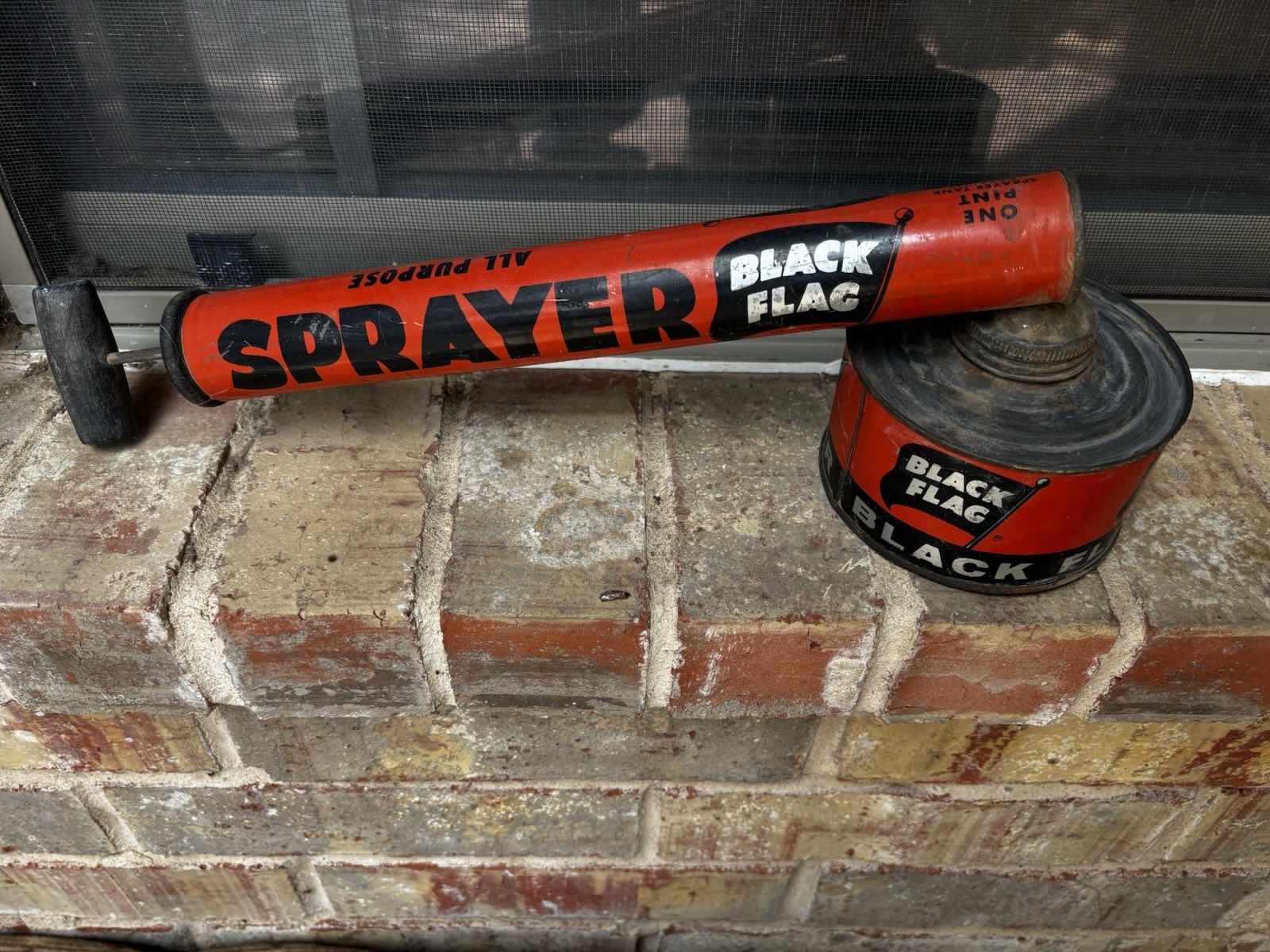 Vintage Black Flag All Purpose Bug Pump Sprayer Antique wood handle.