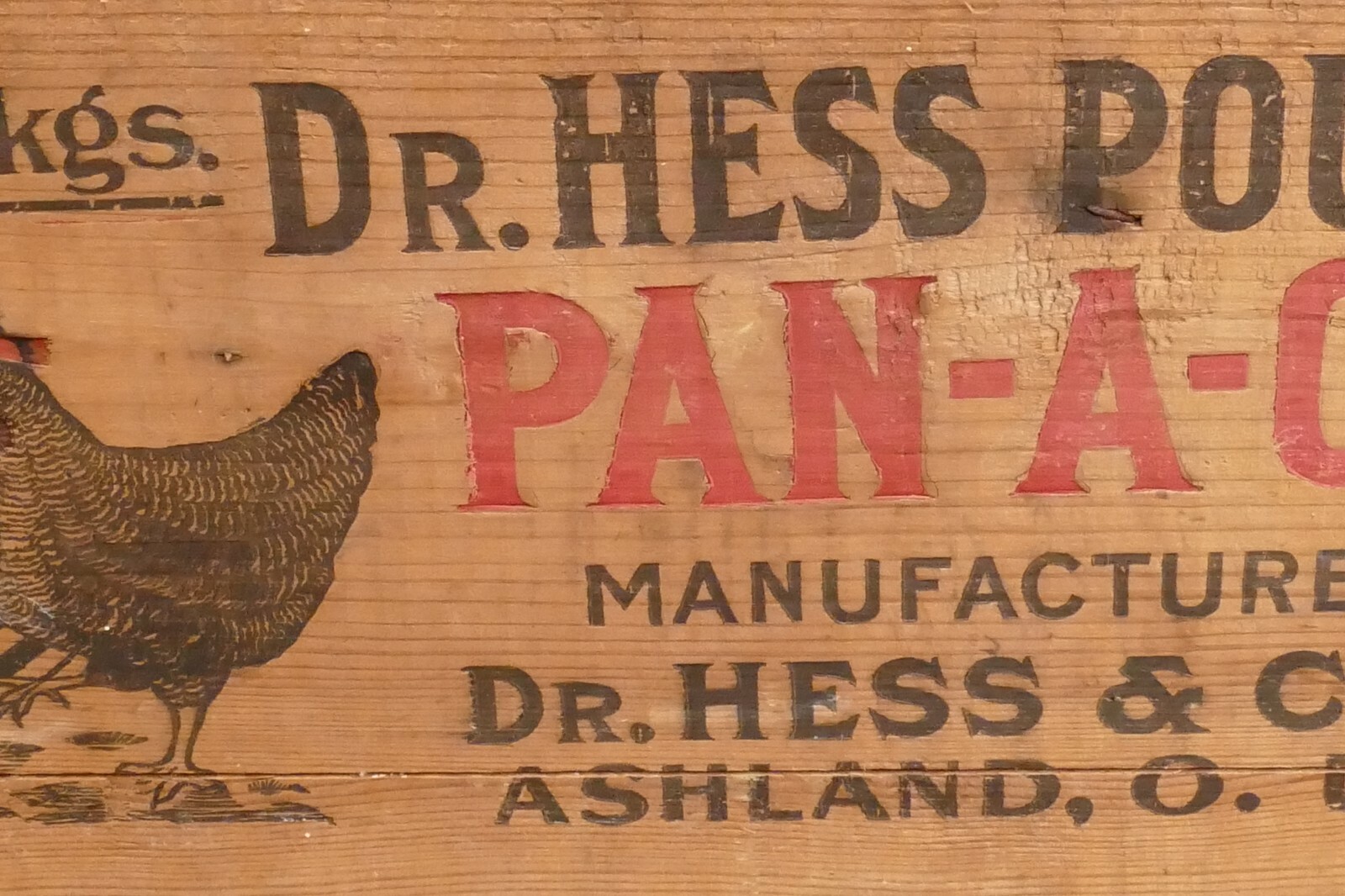 Vintage Dr Hess & Clark Poultry Wood Egg Crate Box Advertising Ashland, Ohio