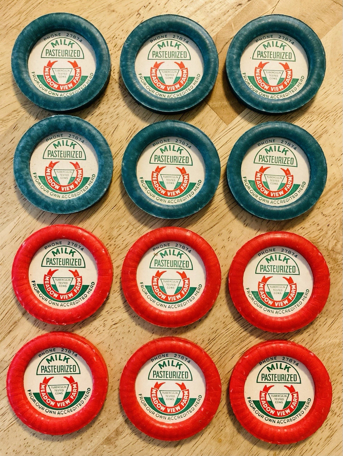 MILK BOTTLE CAP LOT (12)~MEADOW VIEW FARM, METHUEN, MASS. 1 5/8” SIZE