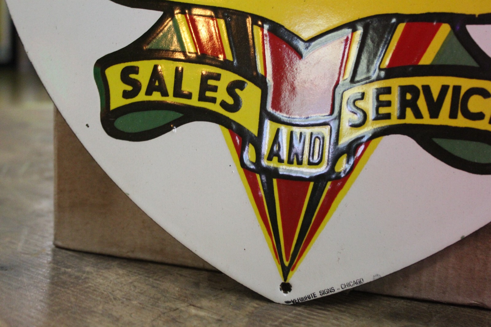 RARE 1950s WOOD&rsquo;S ELECTRICAL FARM EQUIPMENT PORCELAIN METAL DEALER SIGN MILK COW