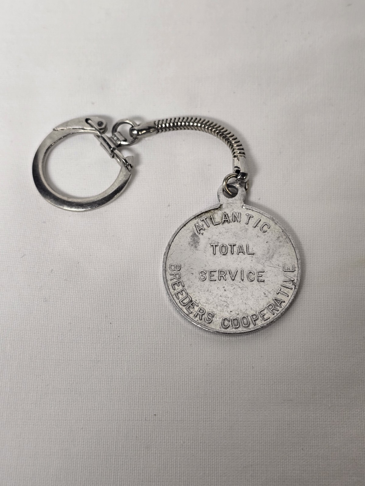 VINTAGE BULL BREEDED ABC ATLANTIC BREEDERS COOPERATIVE TOTAL SERVICE KEYCHAIN