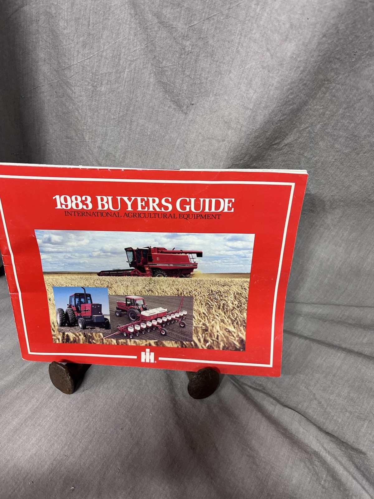 International Harvester Buyers Guide For 1983 Brochure FCCA25