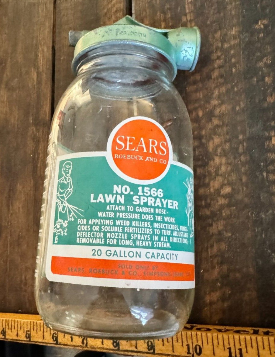 Vintage 1960&rsquo;s Metal Sears Chemical Lawn Fertilizer Glass Sprayer