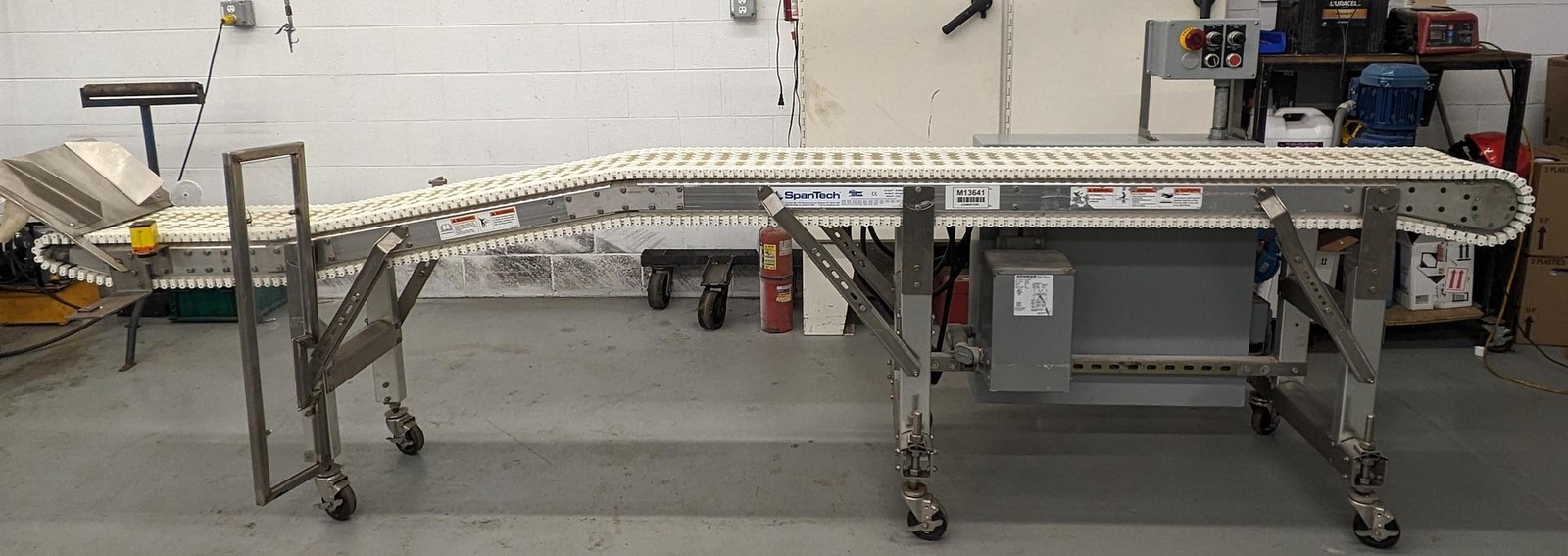 incline conveyor, multi outlet control panel, casters