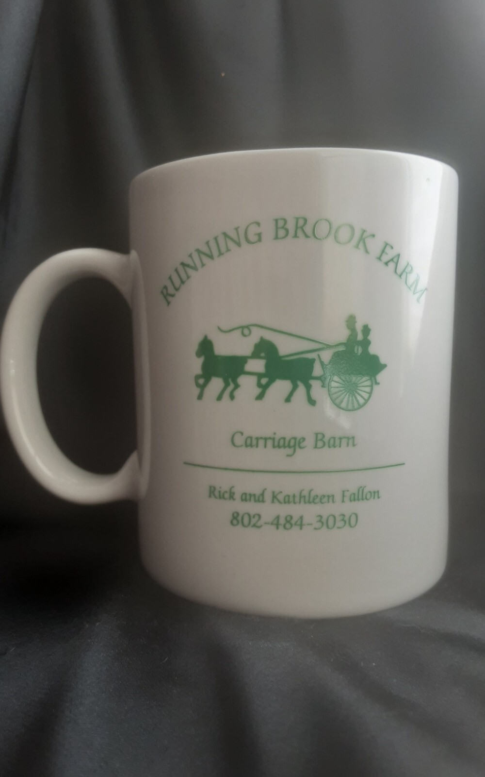 RUNNING BROOK FARM W WINDSOR VT MUG CUP VINTAGE FALLON HORSE CARRIAGE BARN CART