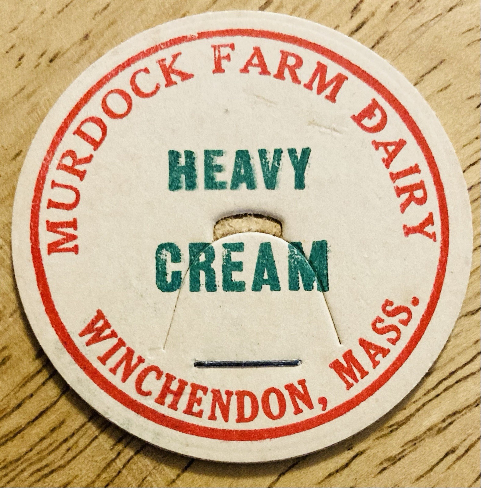 MILK BOTTLE CAP~MURDOCK FARM DAIRY, WINCHENDON, MASS. HEAVY CREAM