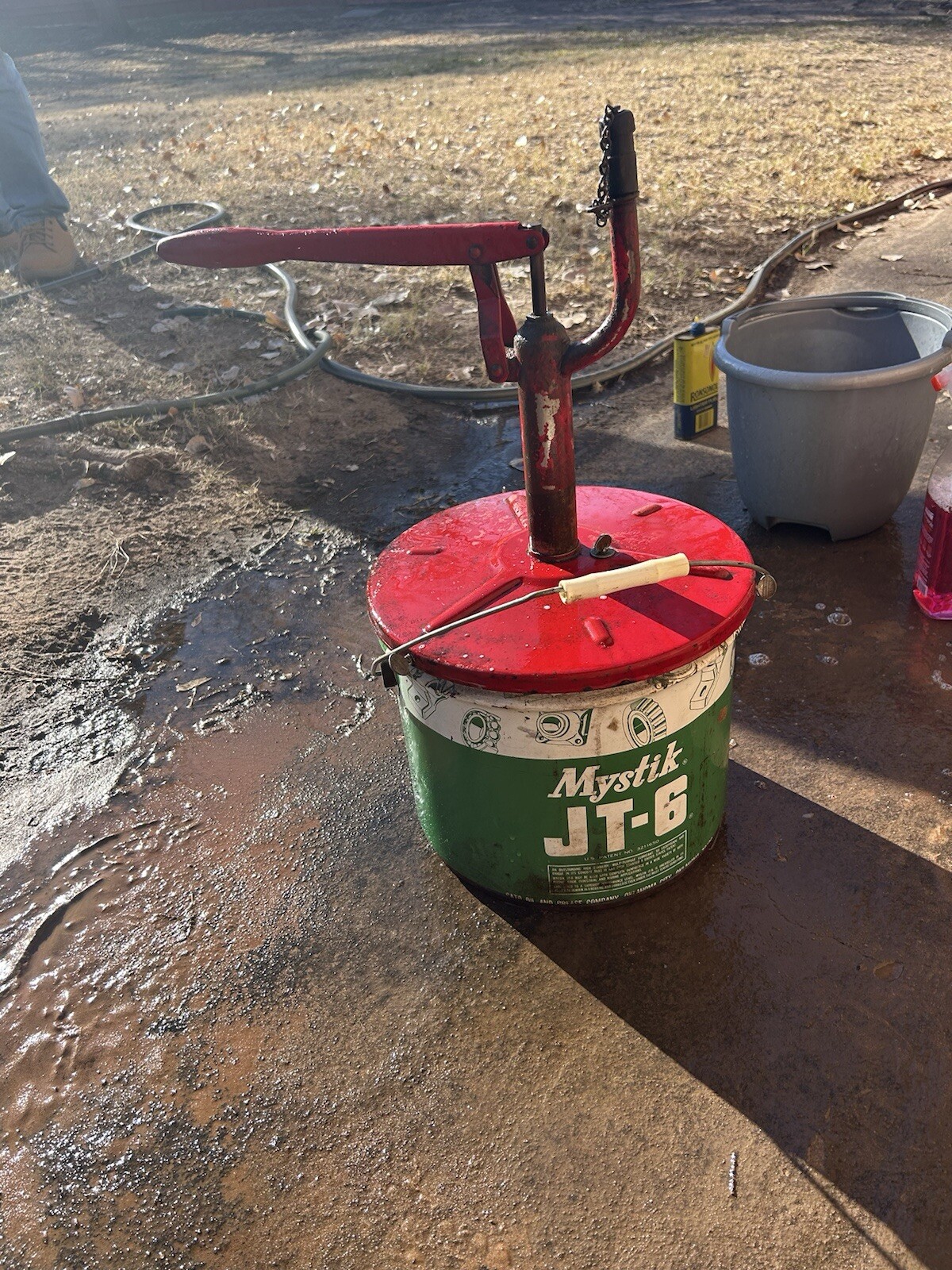 Very Rare JT-6 Mystic 25 POUNDS Grease Can With Rare Grease Dispenser Eames Era