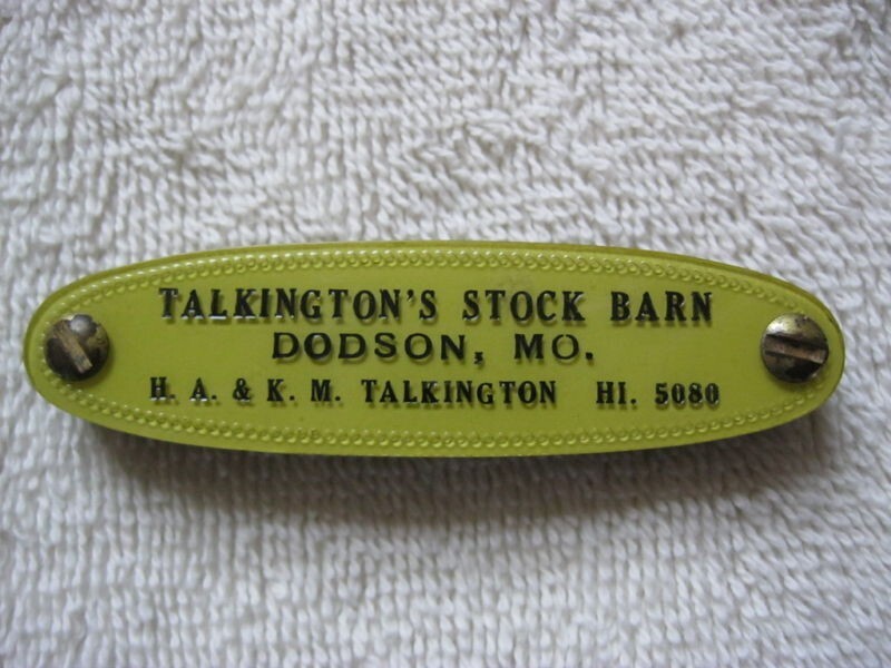 1950s TALKINGTON&rsquo;S STOCK BARN DODSON, MO, KEY HOLDER