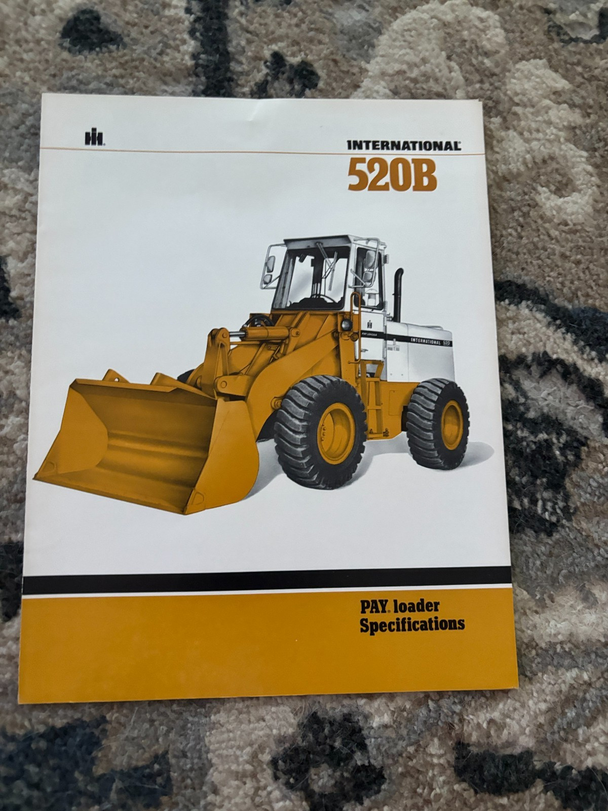 International Harvester Hough 520B PayLoader Wheel Loader Brochure FCCA25