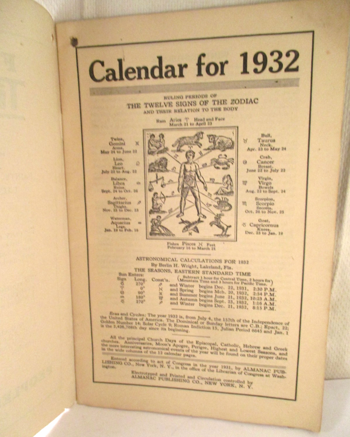 Vintage 1932 HOMESTEAD ALMANAC From THE ADVERTISERS COLUMBIANA OH