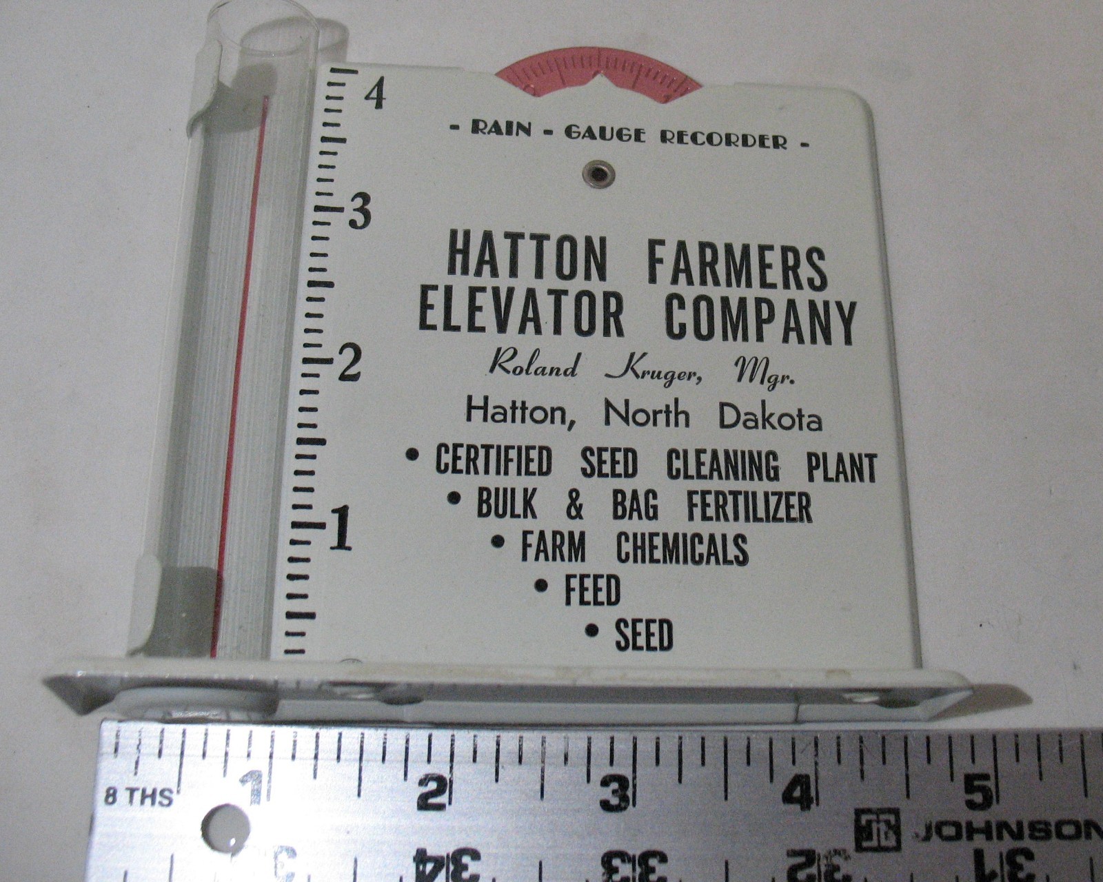 Vtg. Hatton Farmers Elevator Company Hatton N Dakota Advertising 4&Prime; Rain Gauge