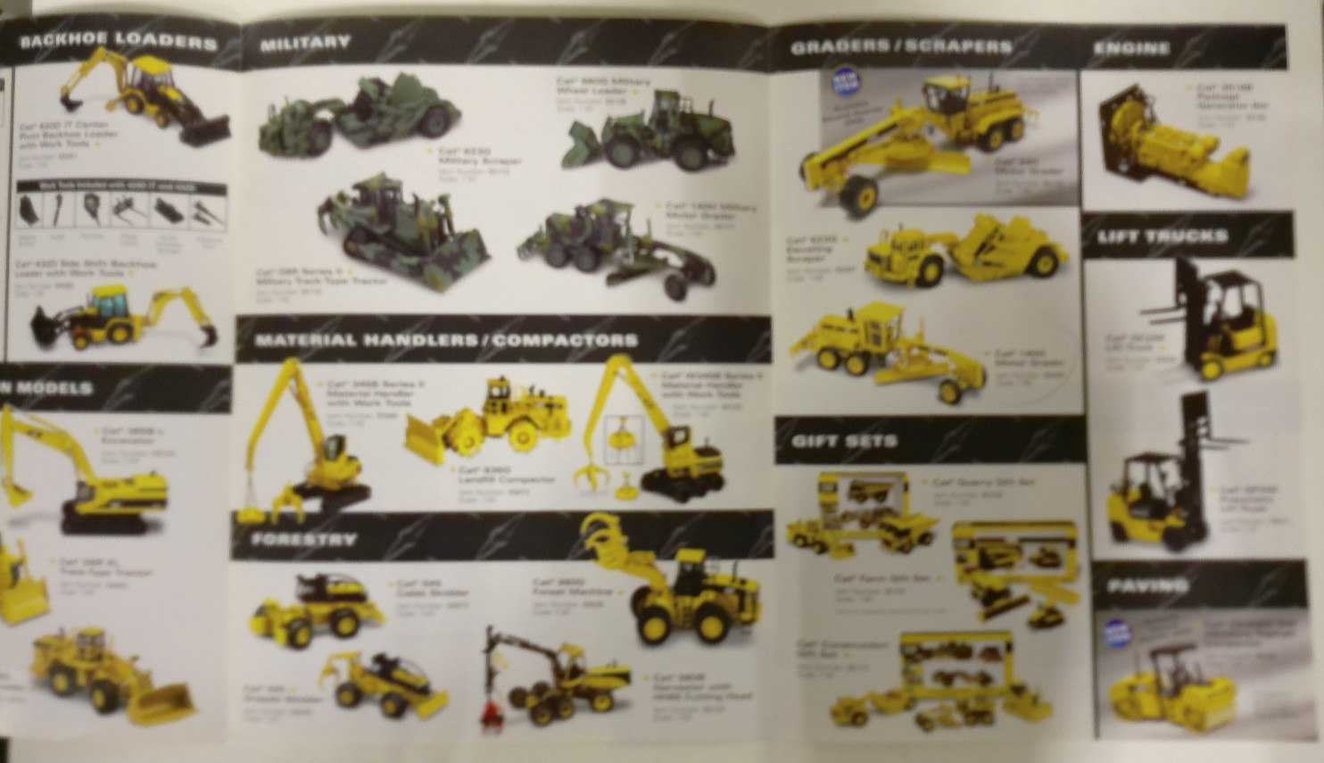 Lot of 4 CAT Norscot Scale Model Replicas Catalogs 2002-2005