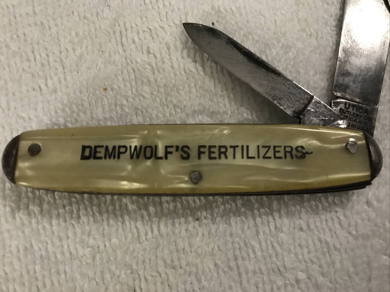 DEMPWOLF’S FERTILIZERS, YORK CHEMICAL WORKS, VINTAGE UTICA ADVERTISING KNIFE