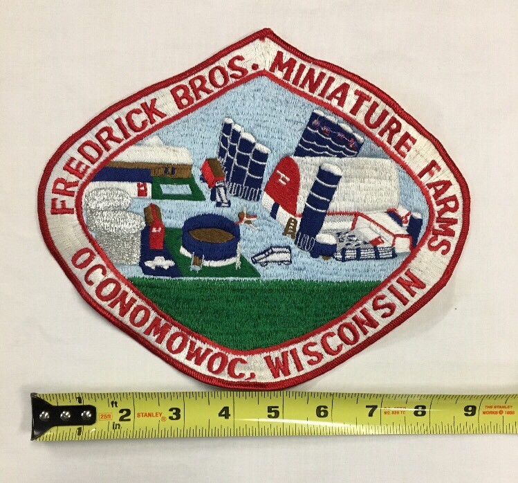 Vintage Patch Fredrick Bros Miniature Farms Oconomowoc, Wi. Large 9&Prime; X 7 1/2&Prime;