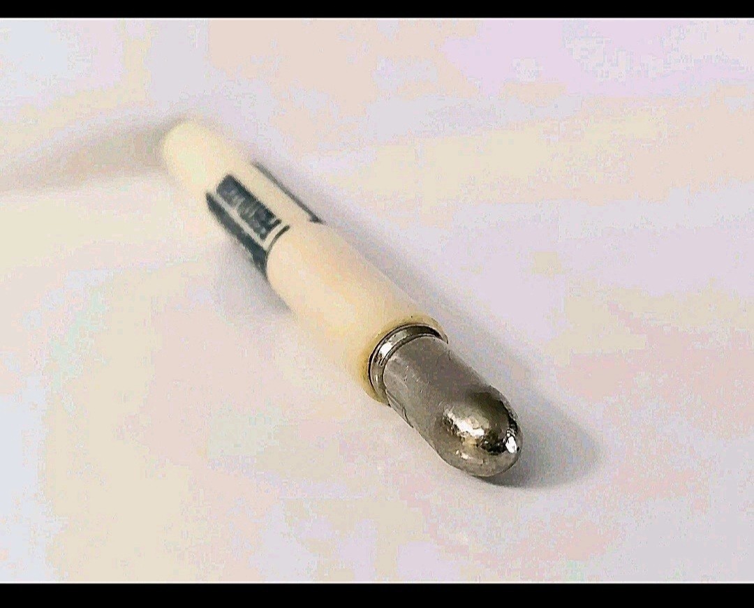 Vintage 1940&rsquo;s Federal Fertilizer Advertising Bullet Pencil