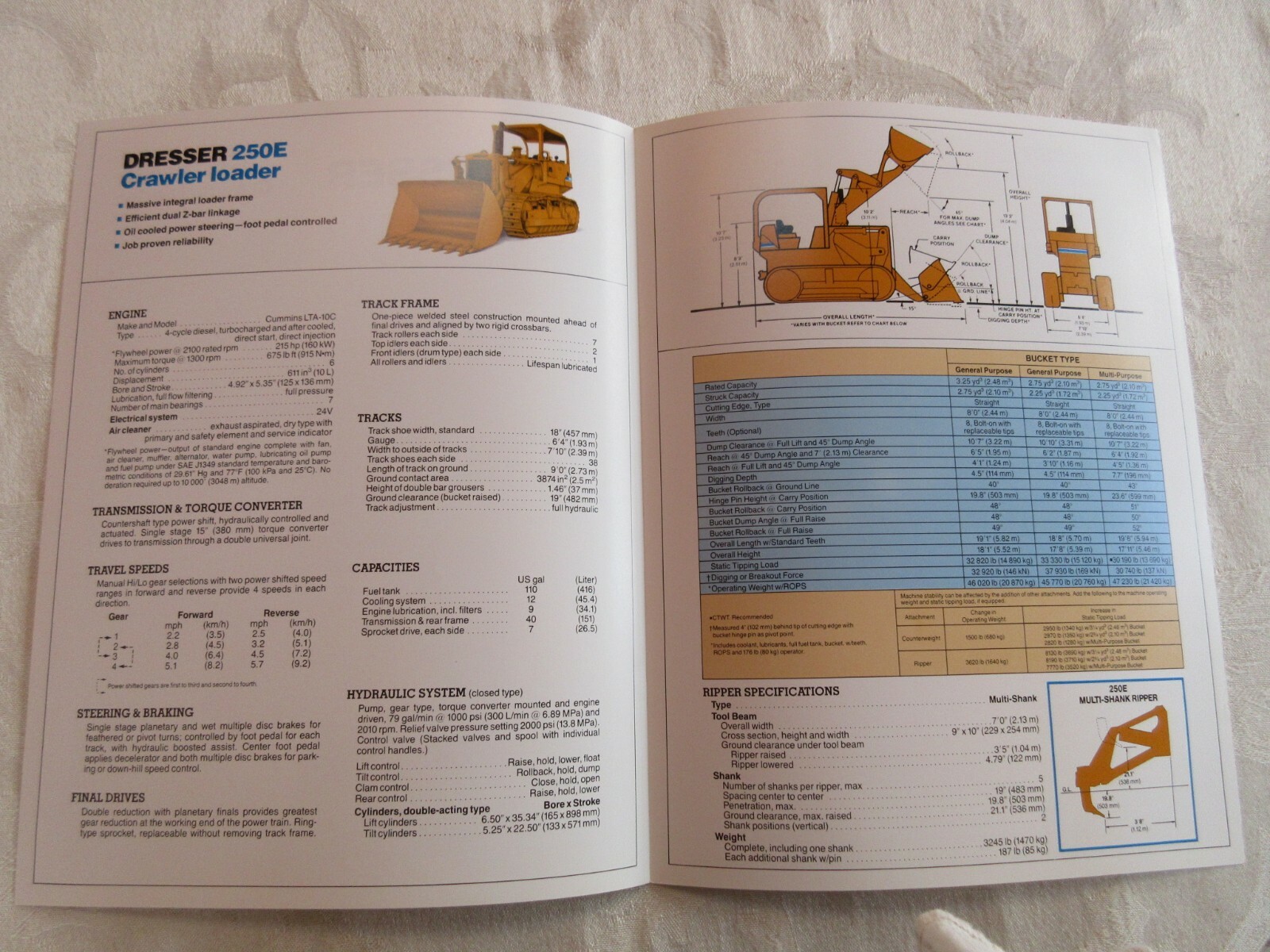 1990 Dresser 250E Crawler Loader Brochure 4 Page