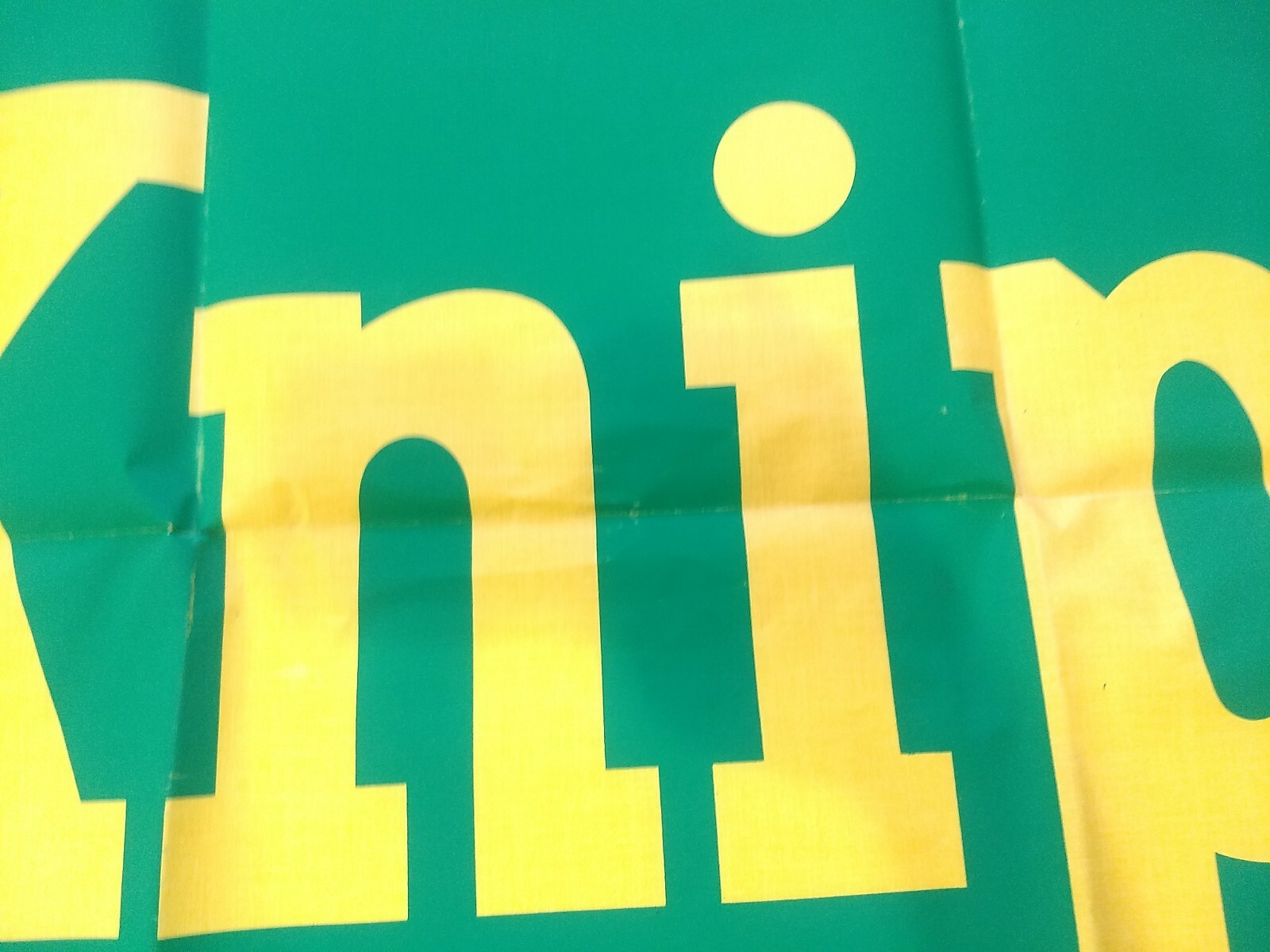 Vintage KNIPCO Dealership Advertising Sign – Green & Yellow : 28&Prime; x 42&Prime;
