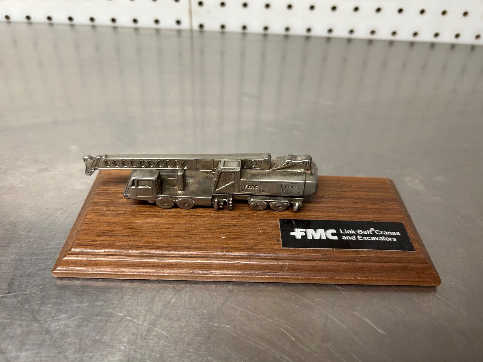 Vintage FMC Link Belt Cranes & Excavators Desk Plaque Pewter & Wood