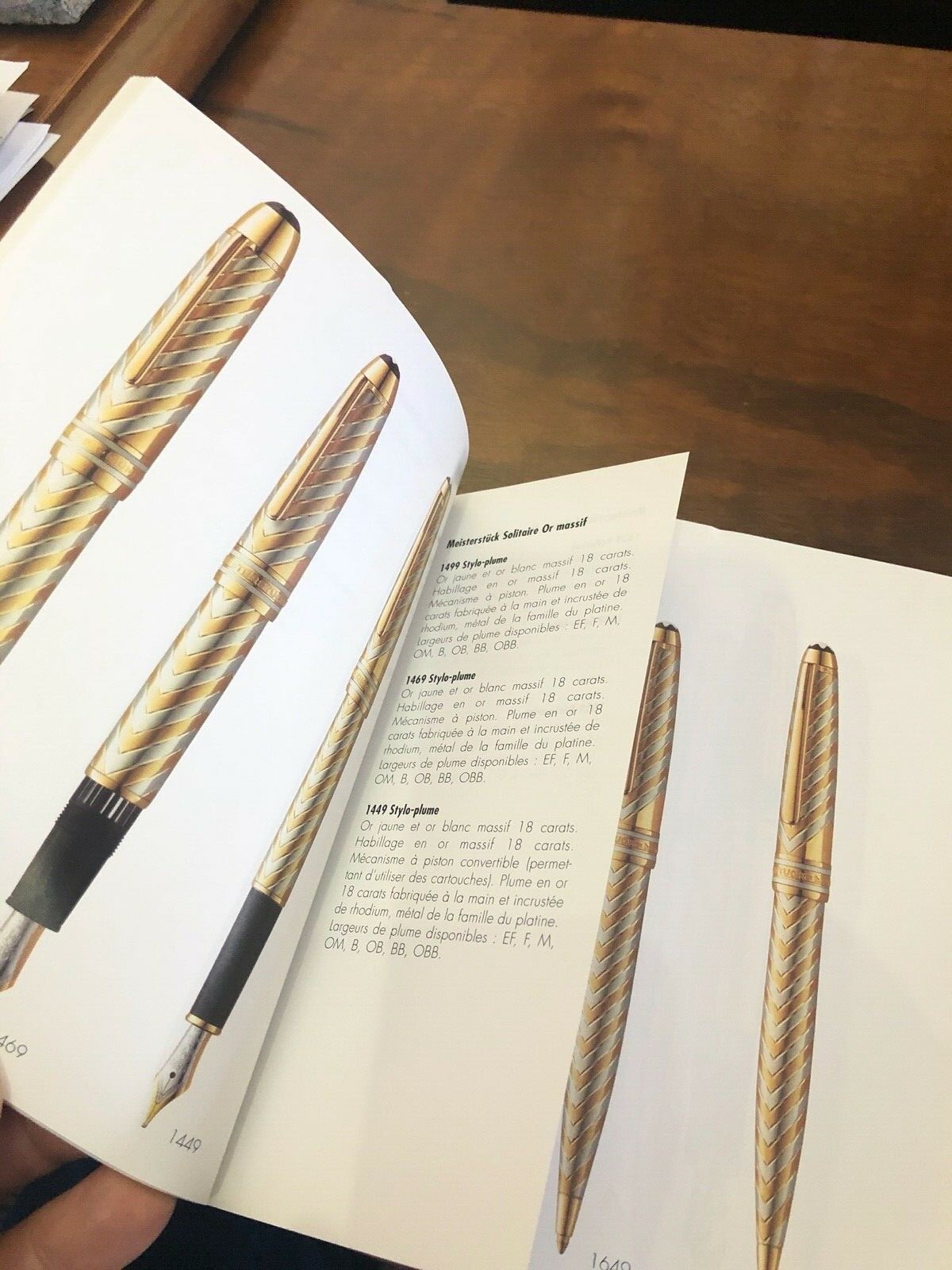MONT BLANC, MONTBLANC BOOKLET FRENCH 97 PAGES PENSER A L&rsquo;ESSENTIEL