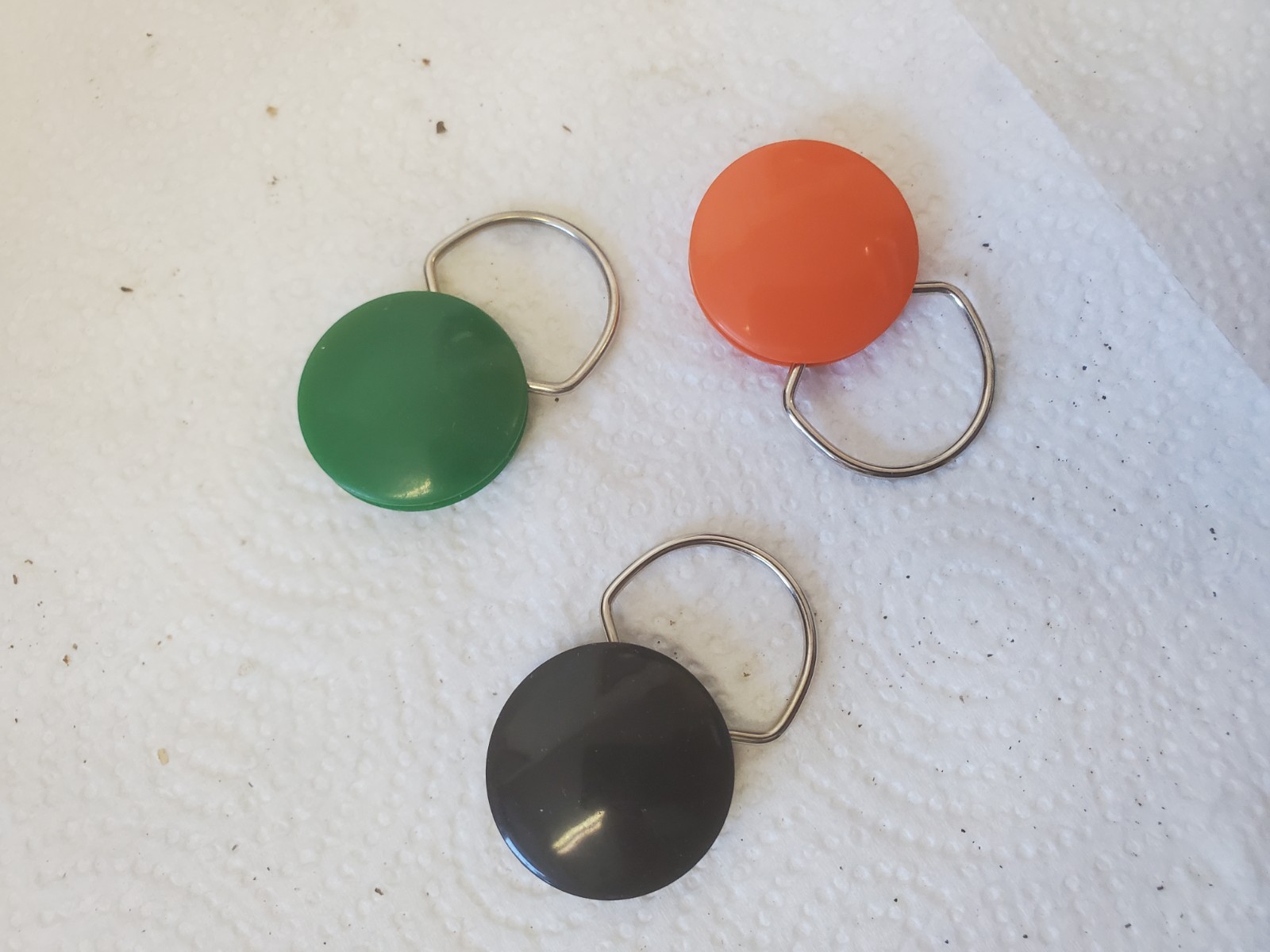 3 Keychains People Mutual Savings & Loan Waterloo New Hampton Manchester Iowa