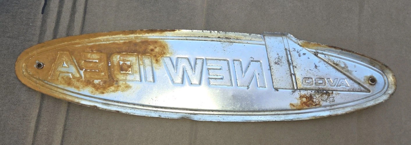 Vintage Avco New Idea Metal Sign Emblem
