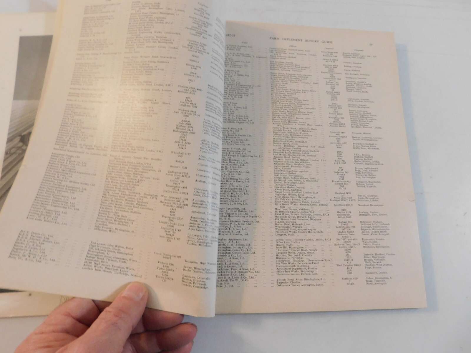 1952-53 FARM IMPLEMENT BUYER&rsquo;S GUIDE ENGLAND WINNROWERS LAND ROLLERS TEA CUTTERS