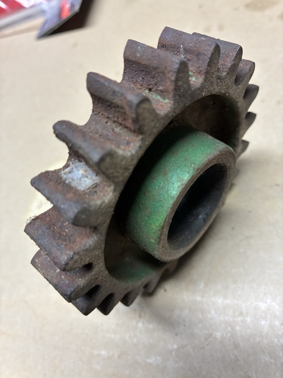 JD T542M Gear for Grain Drill. Used. 21 teeth, Made In USA Free Shipping USA