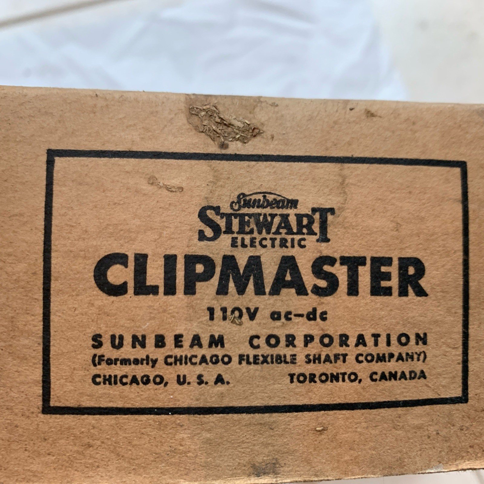 ANTIQUE- SUNBEAM- STEWART ELECTRIC CLIPMASTER-MODEL 51-2 ORIGINAL BOX Powers On