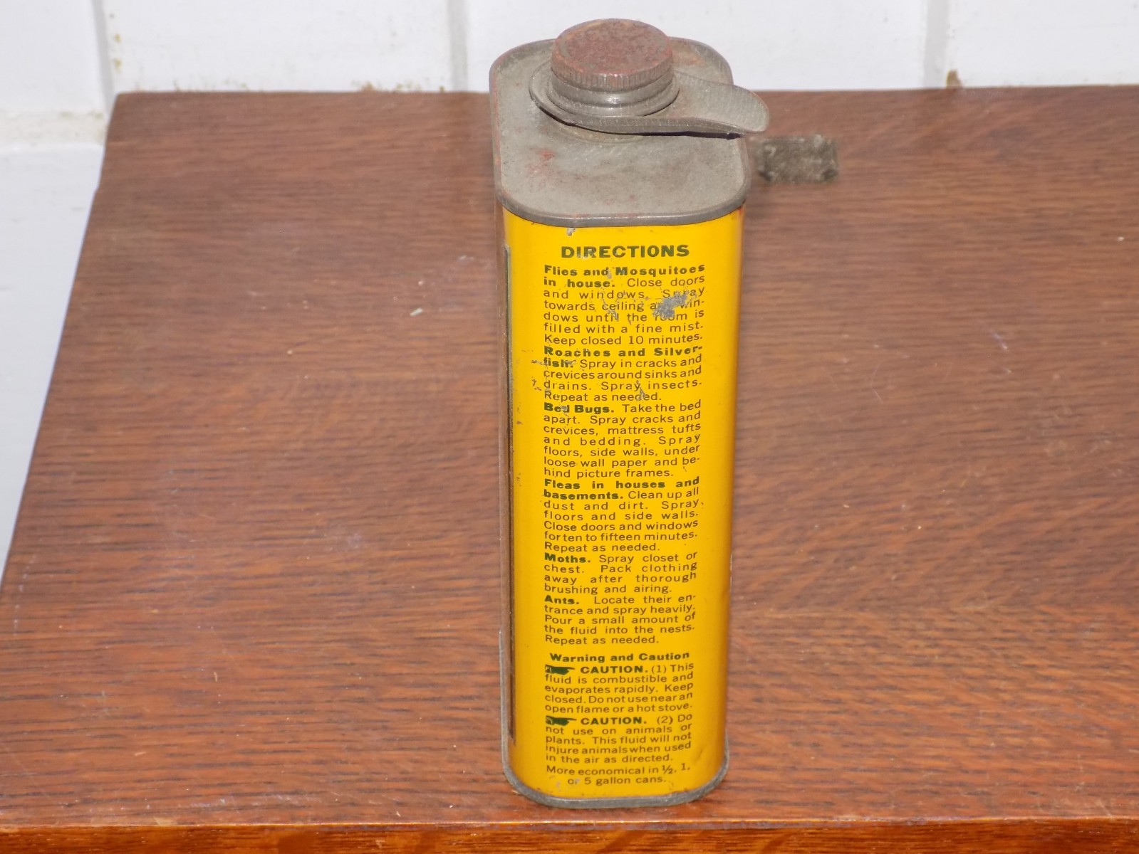 Vintage Rawleigh’s Fly Killer EMPTY 18 Ounce Tin