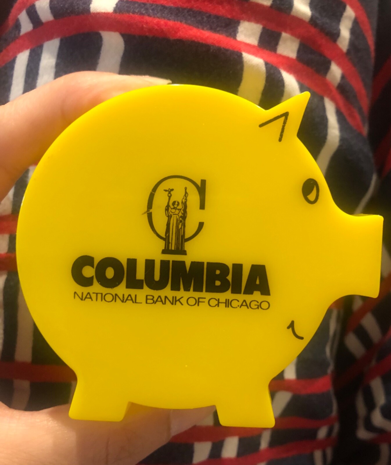 Vintage 80’s Yellow Plastic Piggy Bank EUC Columbia national bank of Chicago 