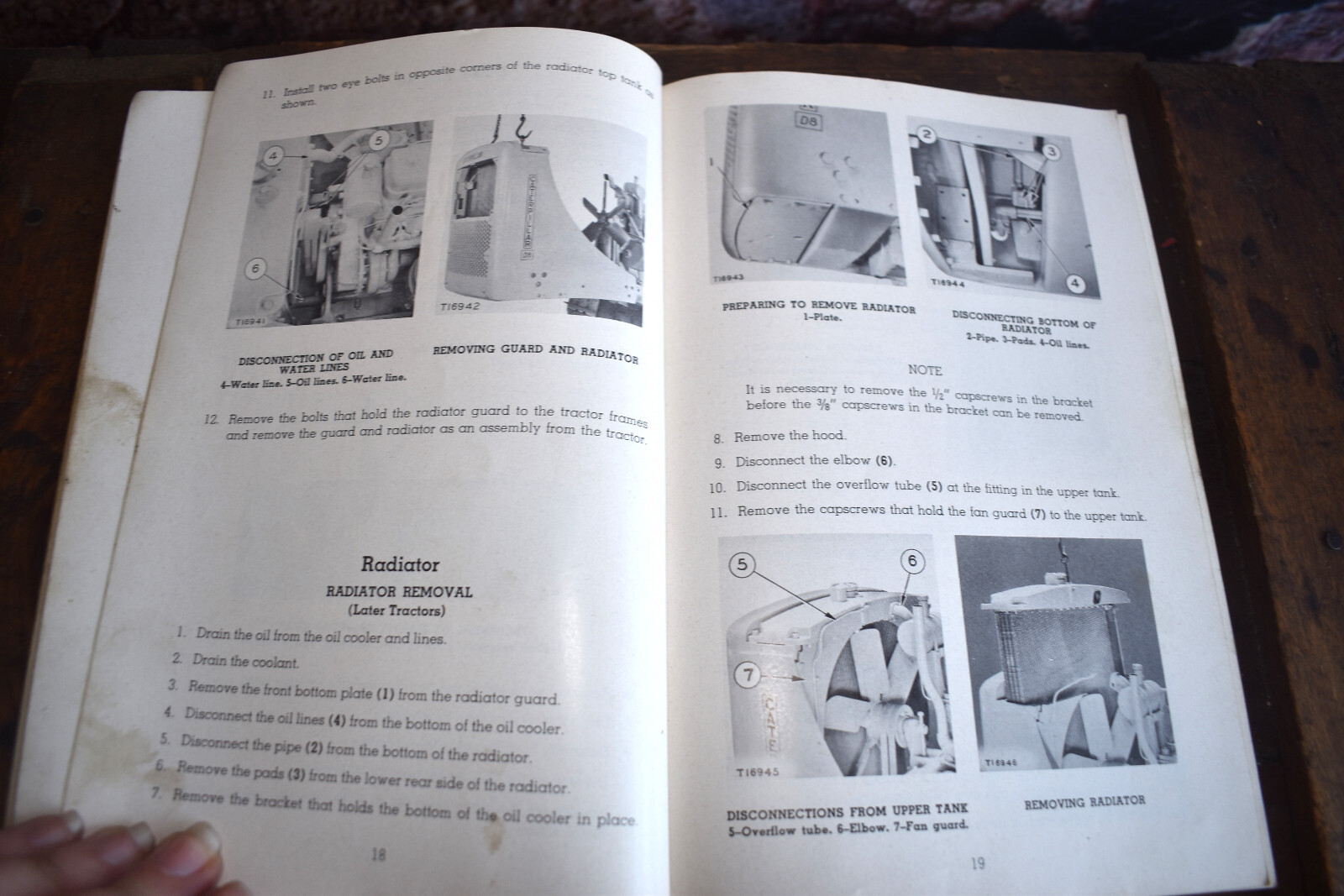 1950s Caterpillar Servicemen&rsquo;s Reference Book for D8 Tractor Repair Manual