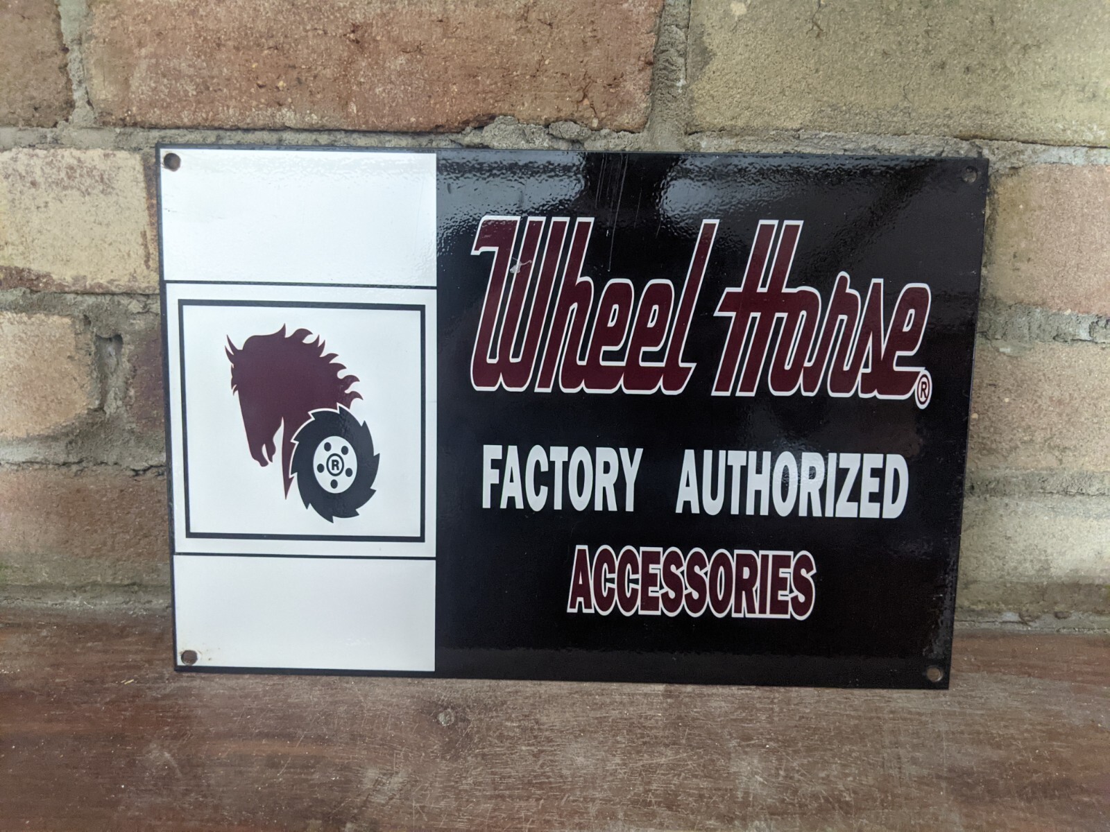 VINTAGE WHEEL HORSE FACTORY ACCESSORIES PORCELAIN METAL SIGN TRACTOR 12&Prime; X 8&Prime;