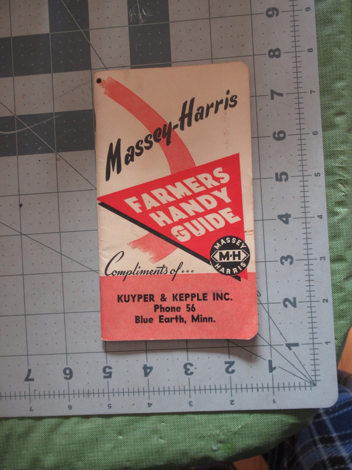 Massey – Harris Farmers Handy Guide 1952 – 1953 Booklet