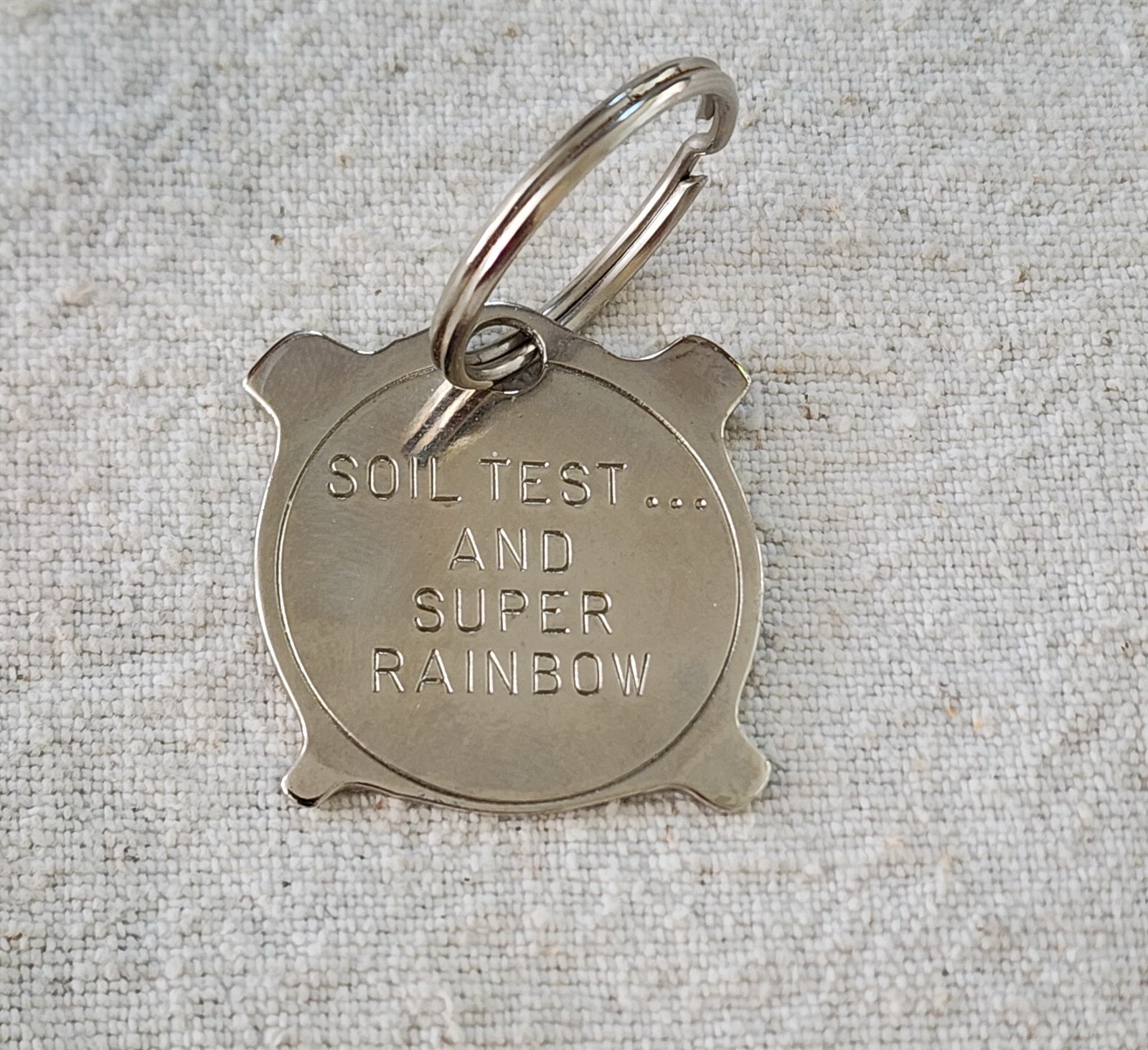 VINTAGE ALL METAL 4 IN 1 TOOL KEYCHAIN FOB IMC SUPER RAINBOW FERILIZER 1.25&Prime;