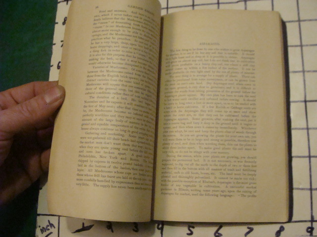 PRACTICAL GARDEN POINTS by practical people w illustrations, 108pgs Undated OLD