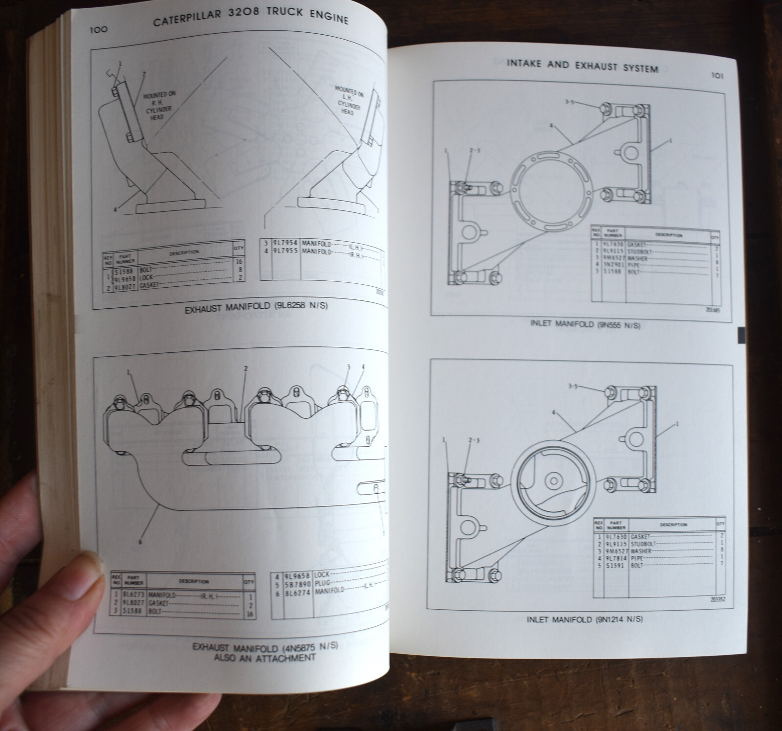 1970s Caterpillar 3208 Truck Engine Parts Book Catalog