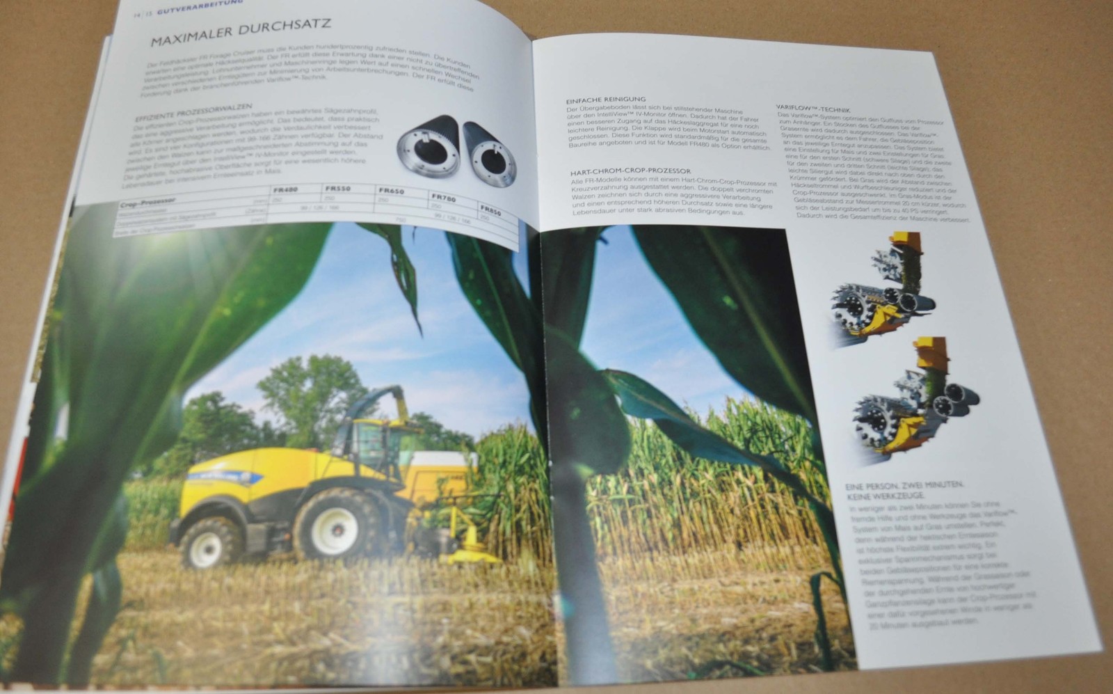 2015 New Holland FR Forage Cruiser Harvester Brochure Prospekt DE