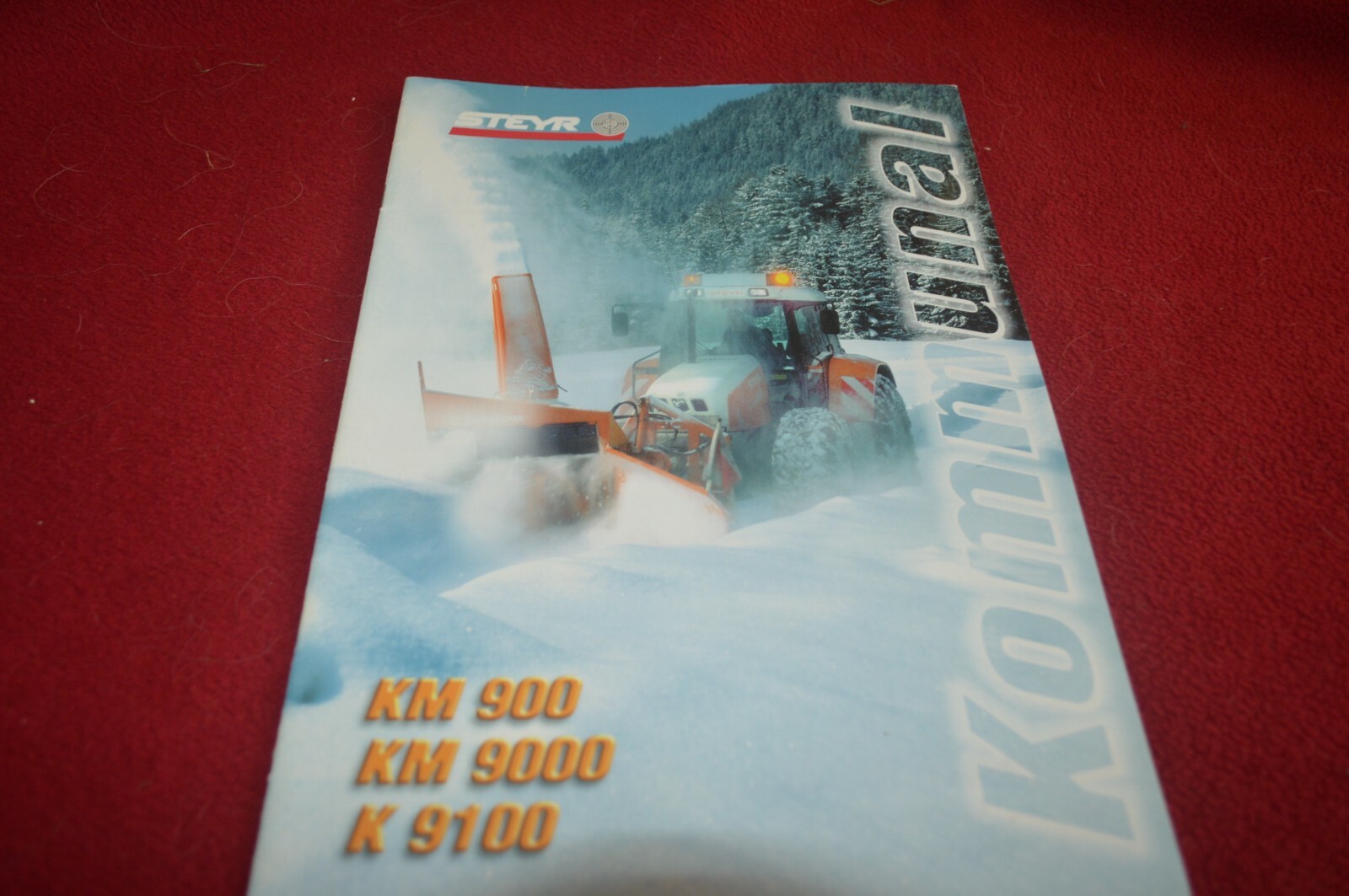 Steyr KM900 KM9000 K 9100 Kommunal Tractor Dealer&rsquo;s Brochure FCCA