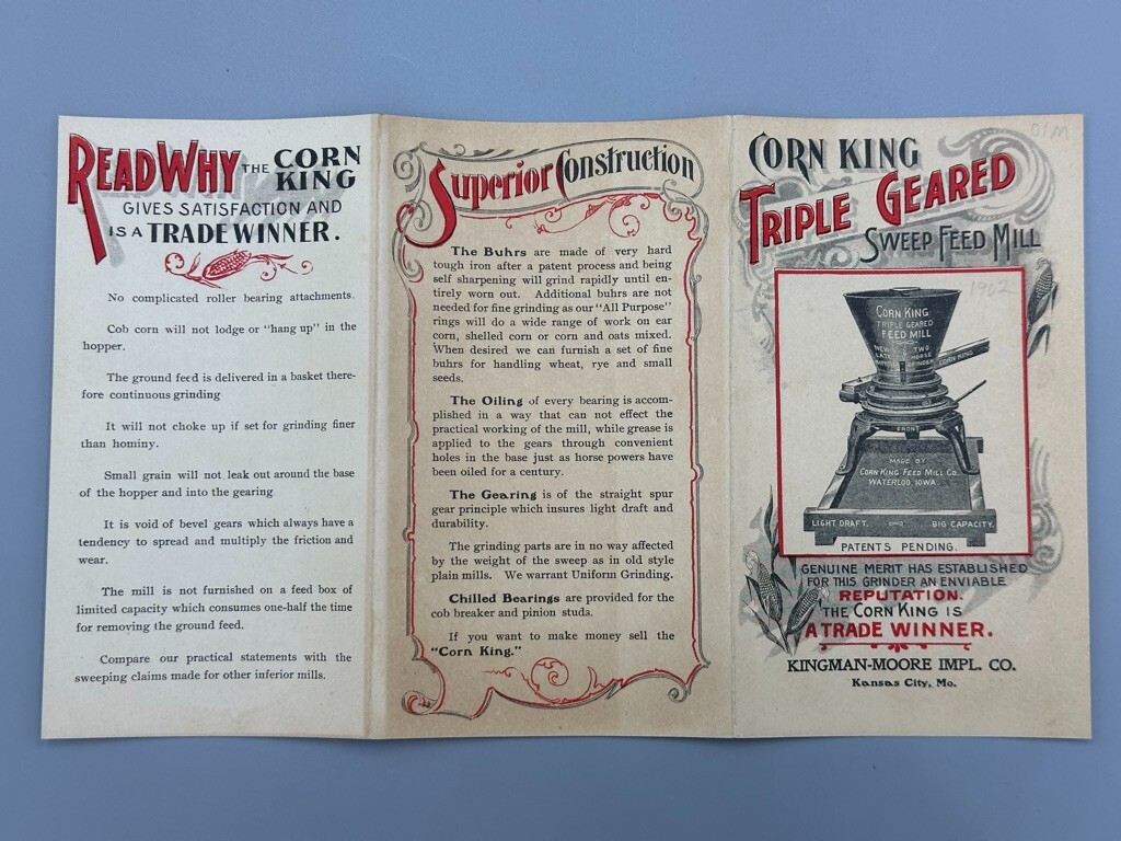 c 1900 CORN KING Grinder Mill FARM Advertising Folding Trade Card WATERLOO Iowa