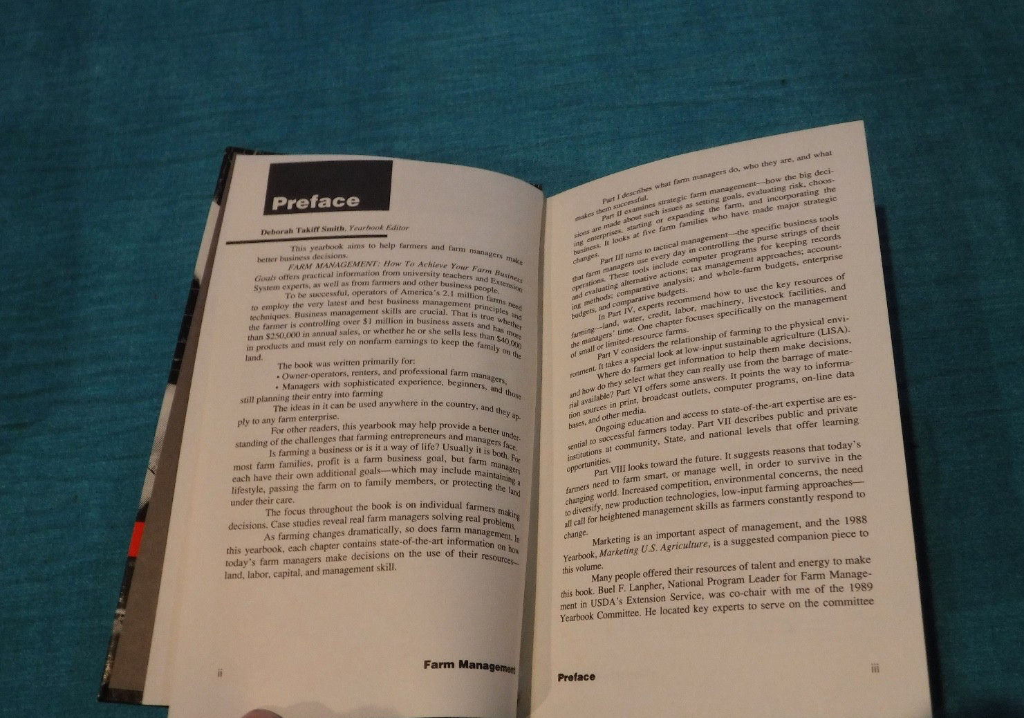 1989 Yearbook of Agriculture: Farm Management:How to Achieve Your Farm Business
