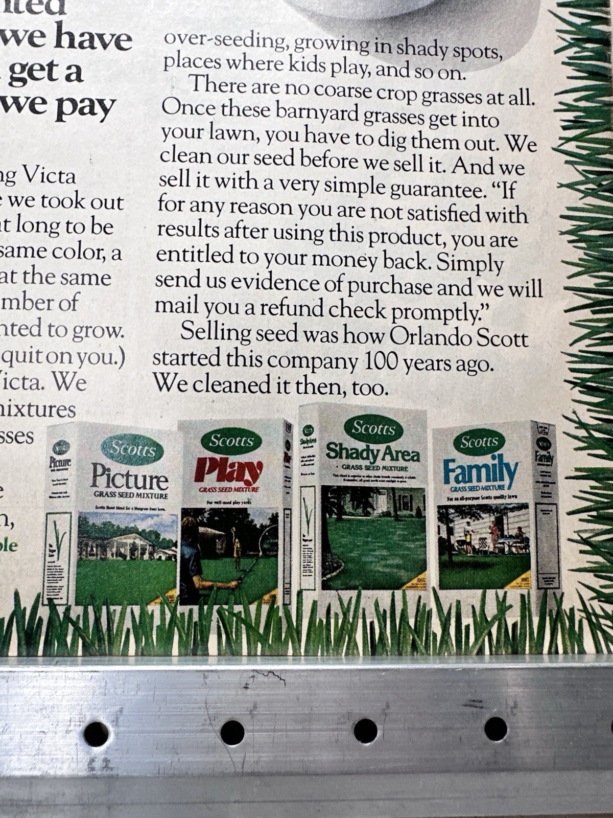 1976 Scott’s Turf Builder Lawn Fertilizer Vintage Print Ad Grass Yard